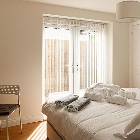 Amber Apartment Oxford Bagian luar foto