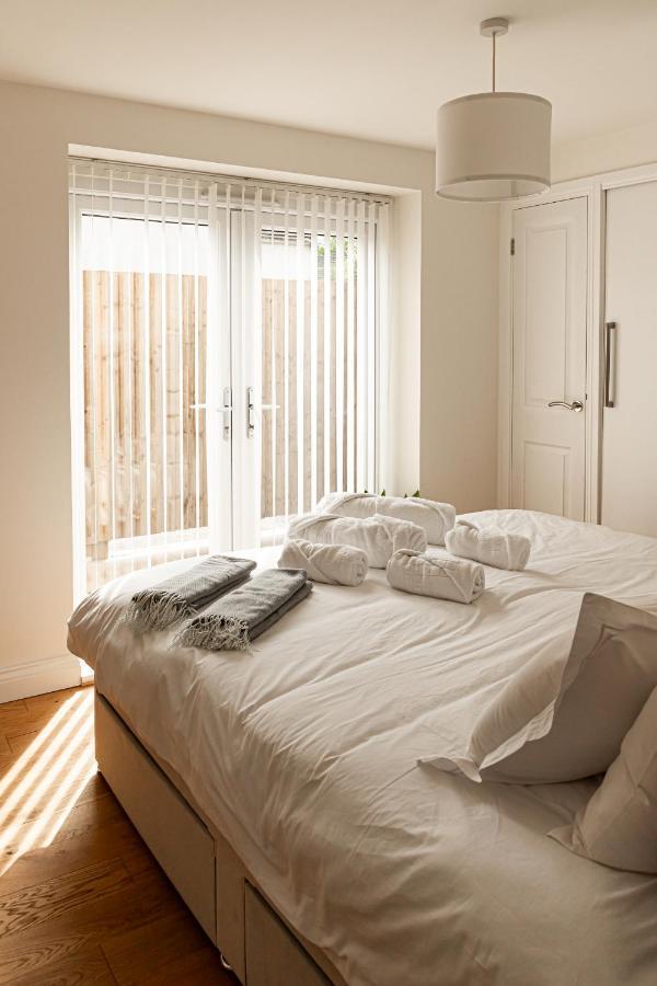 Amber Apartment Oxford Bagian luar foto
