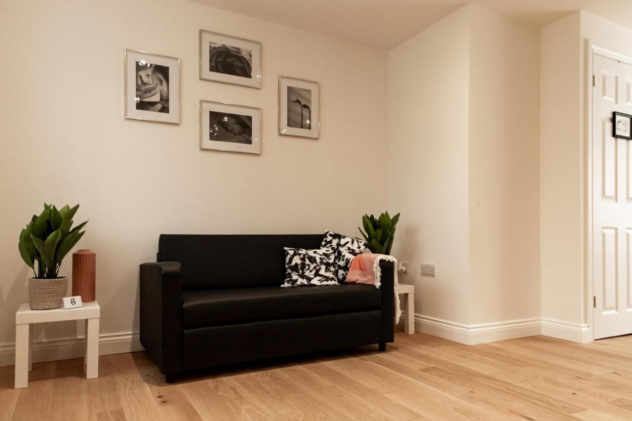 Amber Apartment Oxford Bagian luar foto